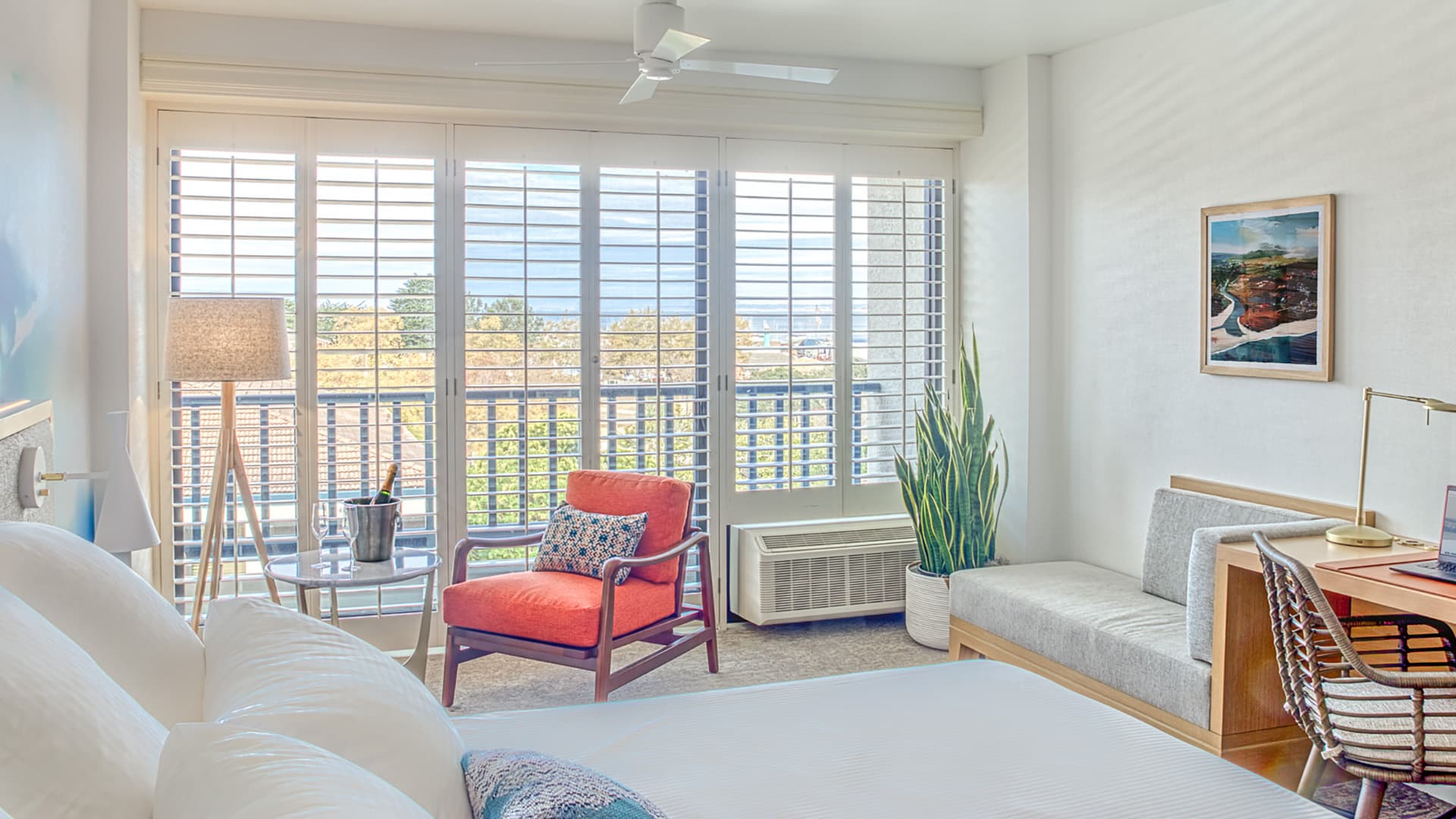 Portola Hotel & Spa